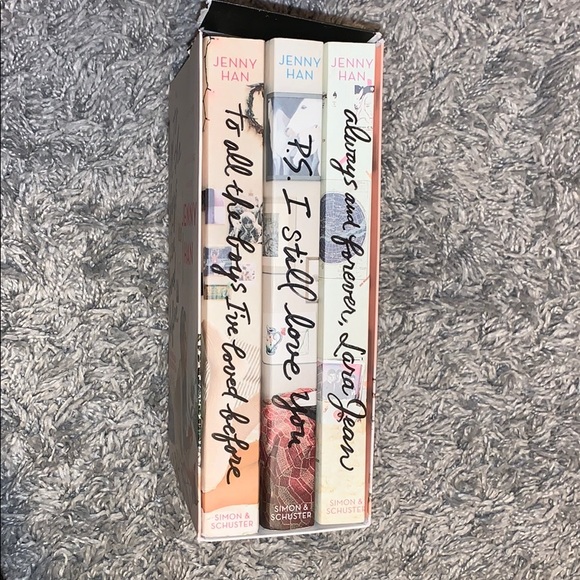 To All The Boys I’ve Loved Before Box Set!!🤩 - Picture 3 of 4